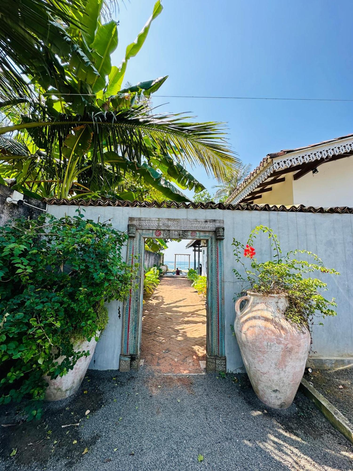 Moi Talpe By Dbi Hotel Exterior photo