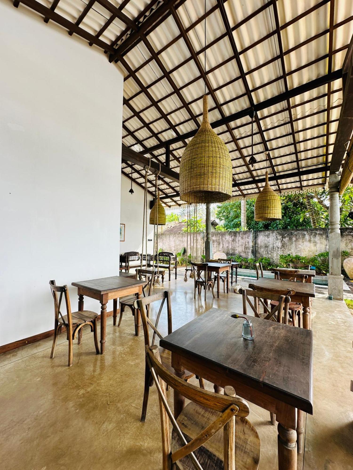 Moi Talpe By Dbi Hotel Exterior photo